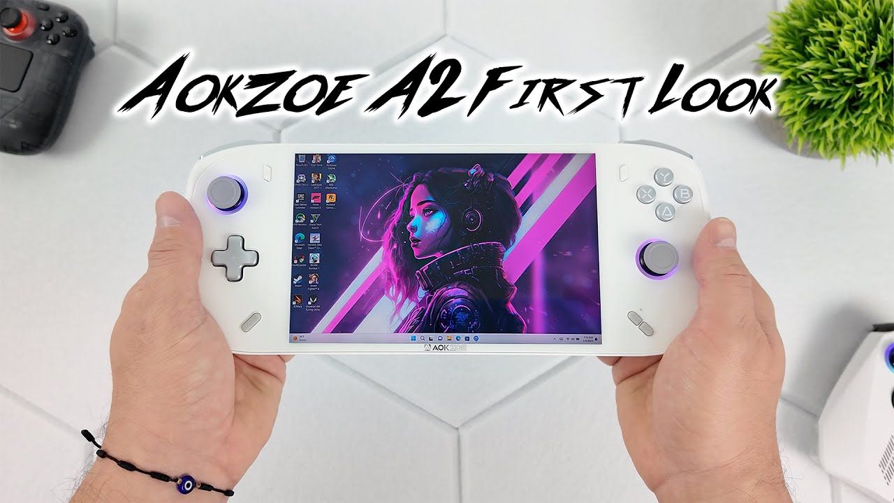 Aokzoe A2 Hands-On First Look! A Lot Of Power In The Palms Of Your Hands